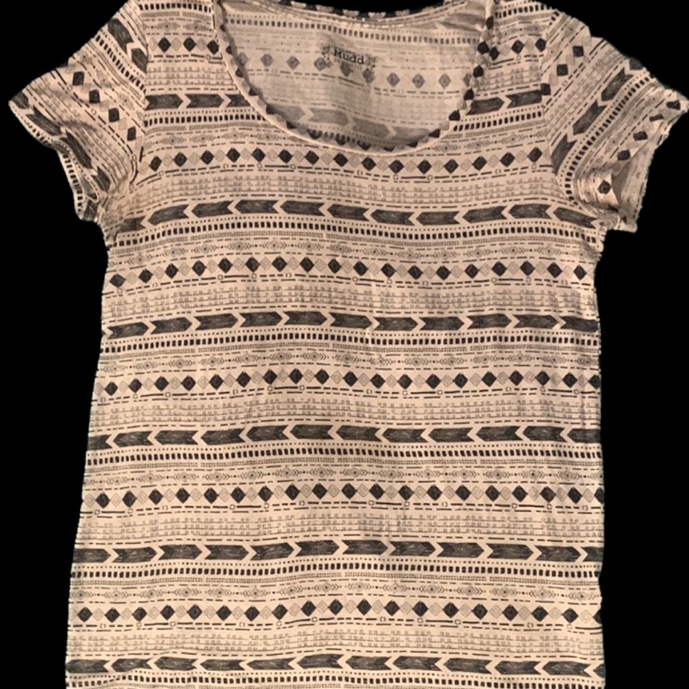 MUDD Aztec tee - Picture 1 of 5
